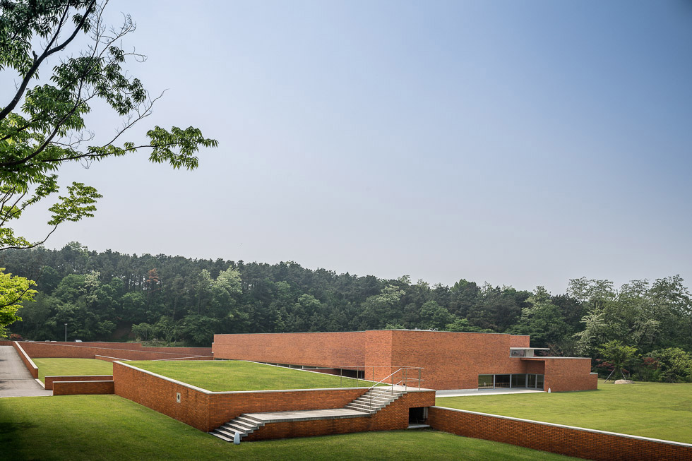 Amore Pacific园区O酒店，首尔 / Álvaro Siza + Carlos Castanheira + Kim Jong Kyu