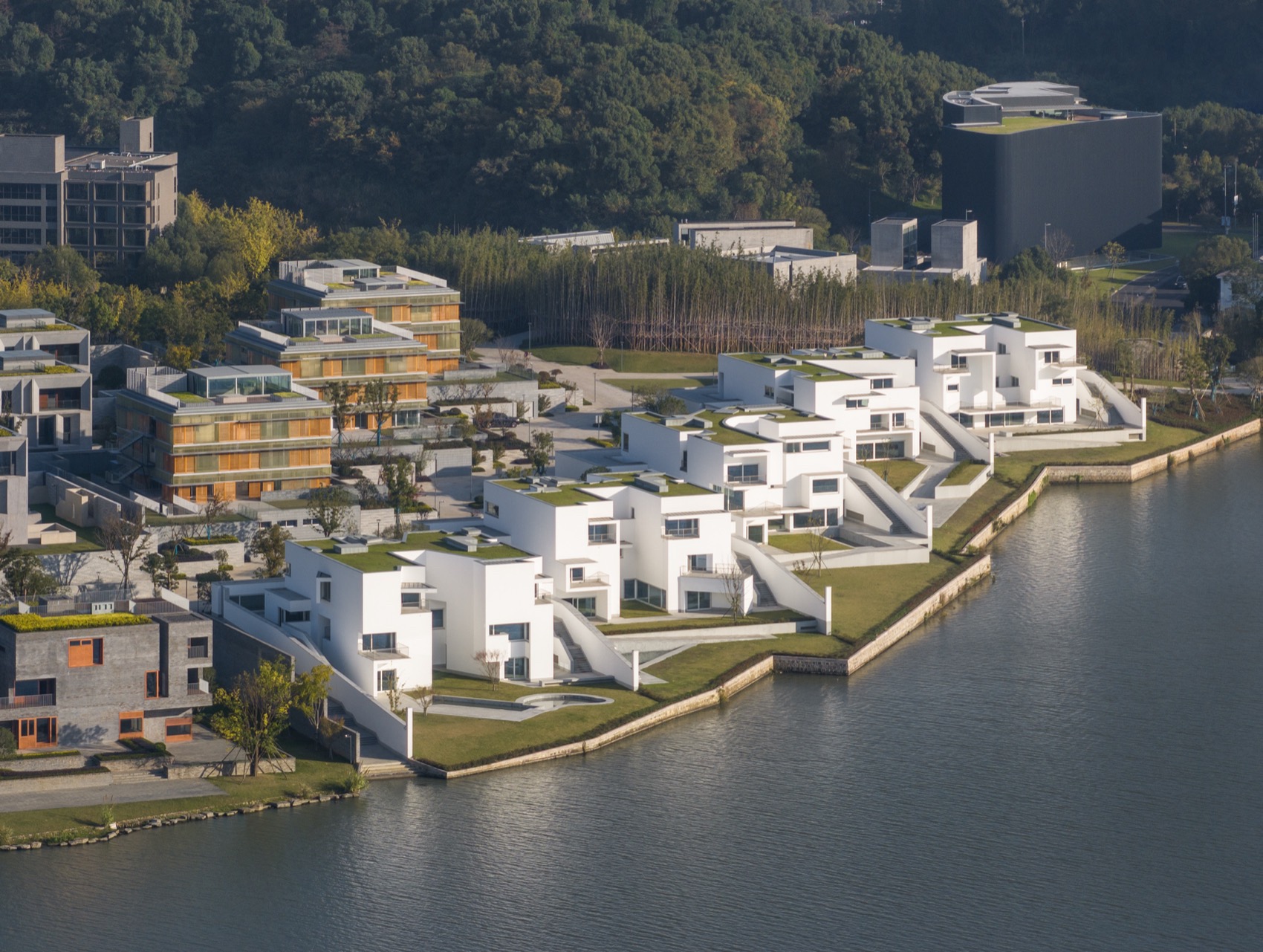 东钱湖大师工作室，宁波 / Álvaro Siza &amp; Carlos Castanheira